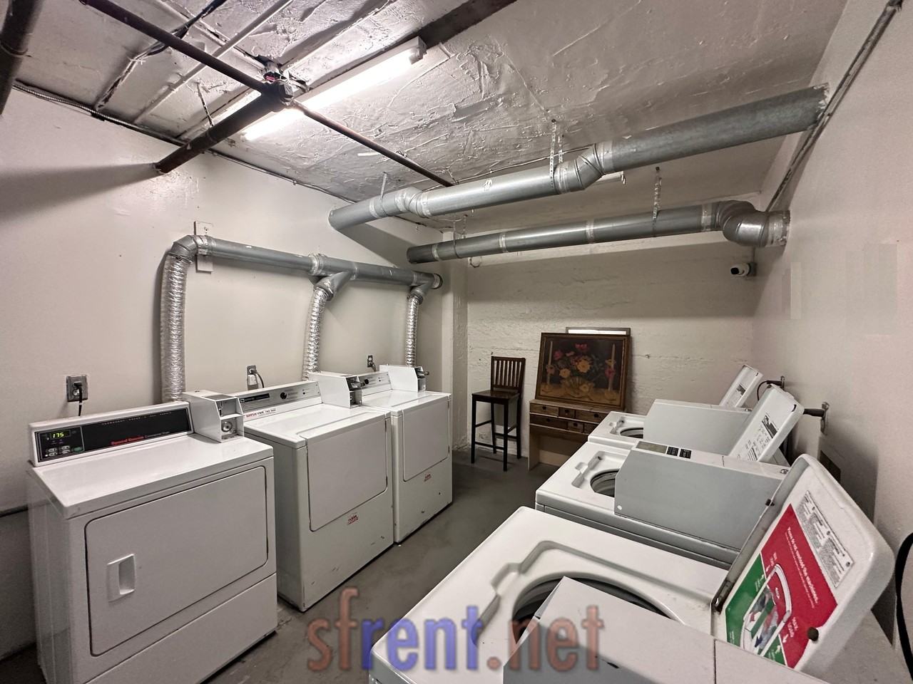 424 Jones St - Photo 5 of 6