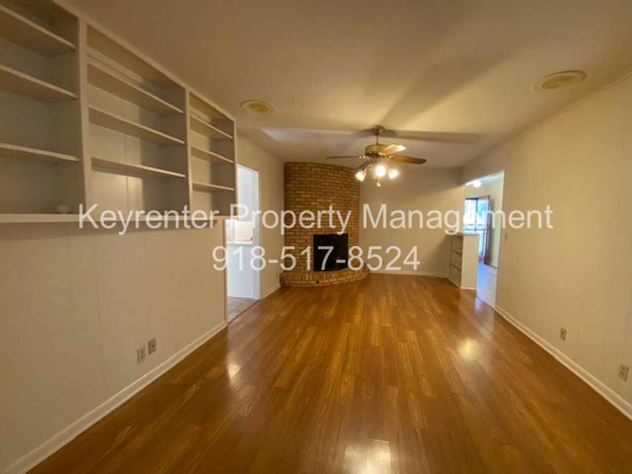 5728 E 43rd St - Photo 3 of 24