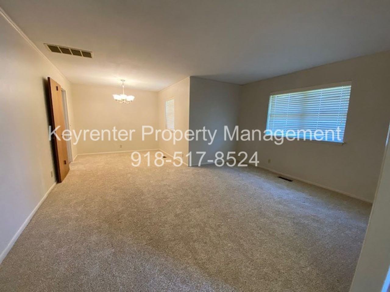 5728 E 43rd St - Photo 6 of 24