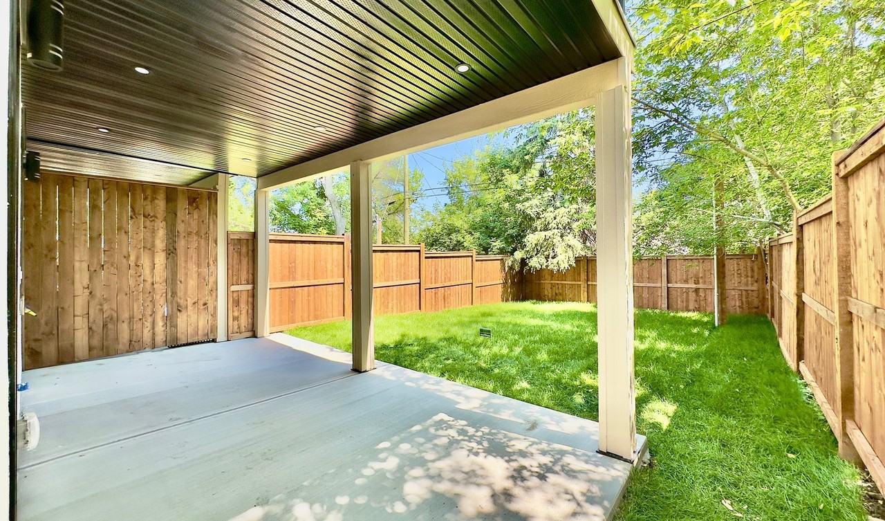 1416 28 St Sw - Photo 2 of 22