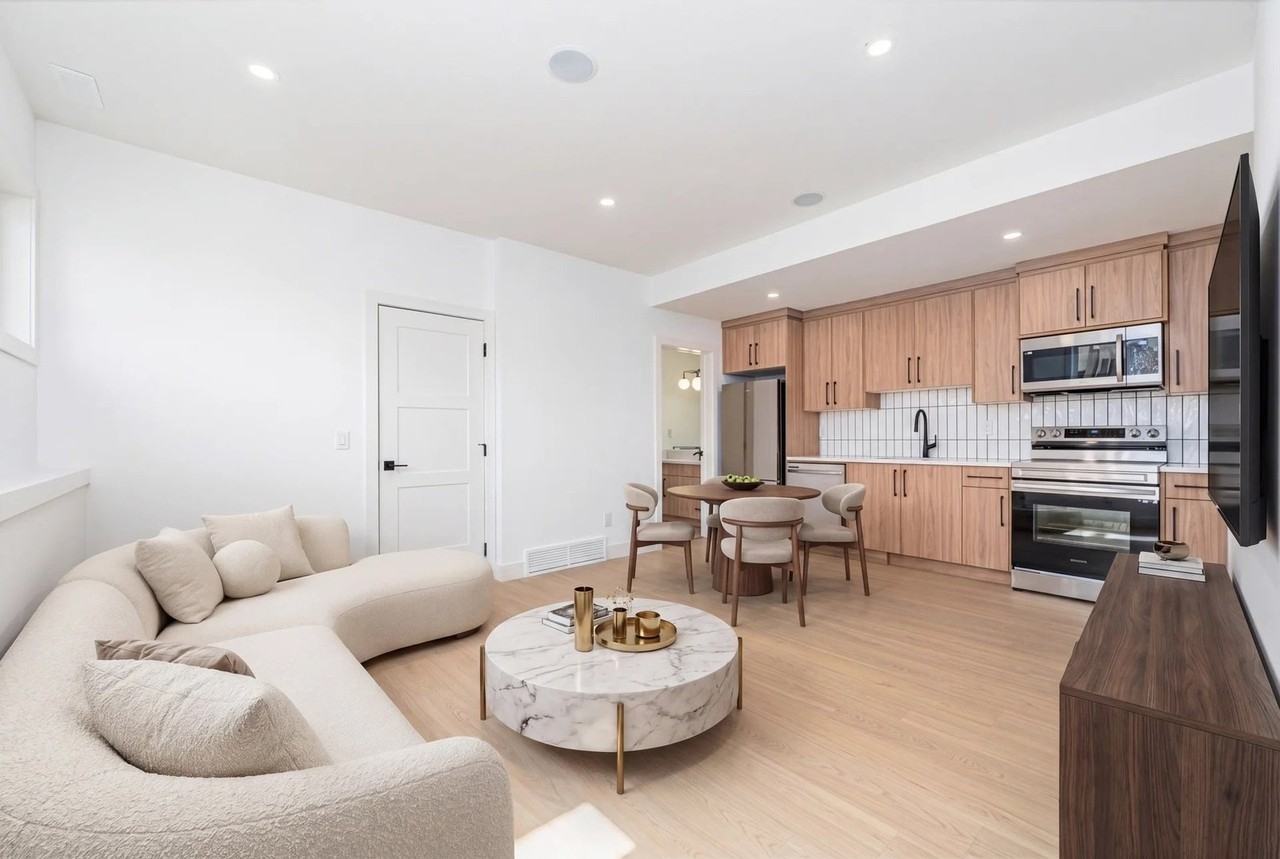 1416 28 St Sw - Photo 3 of 22