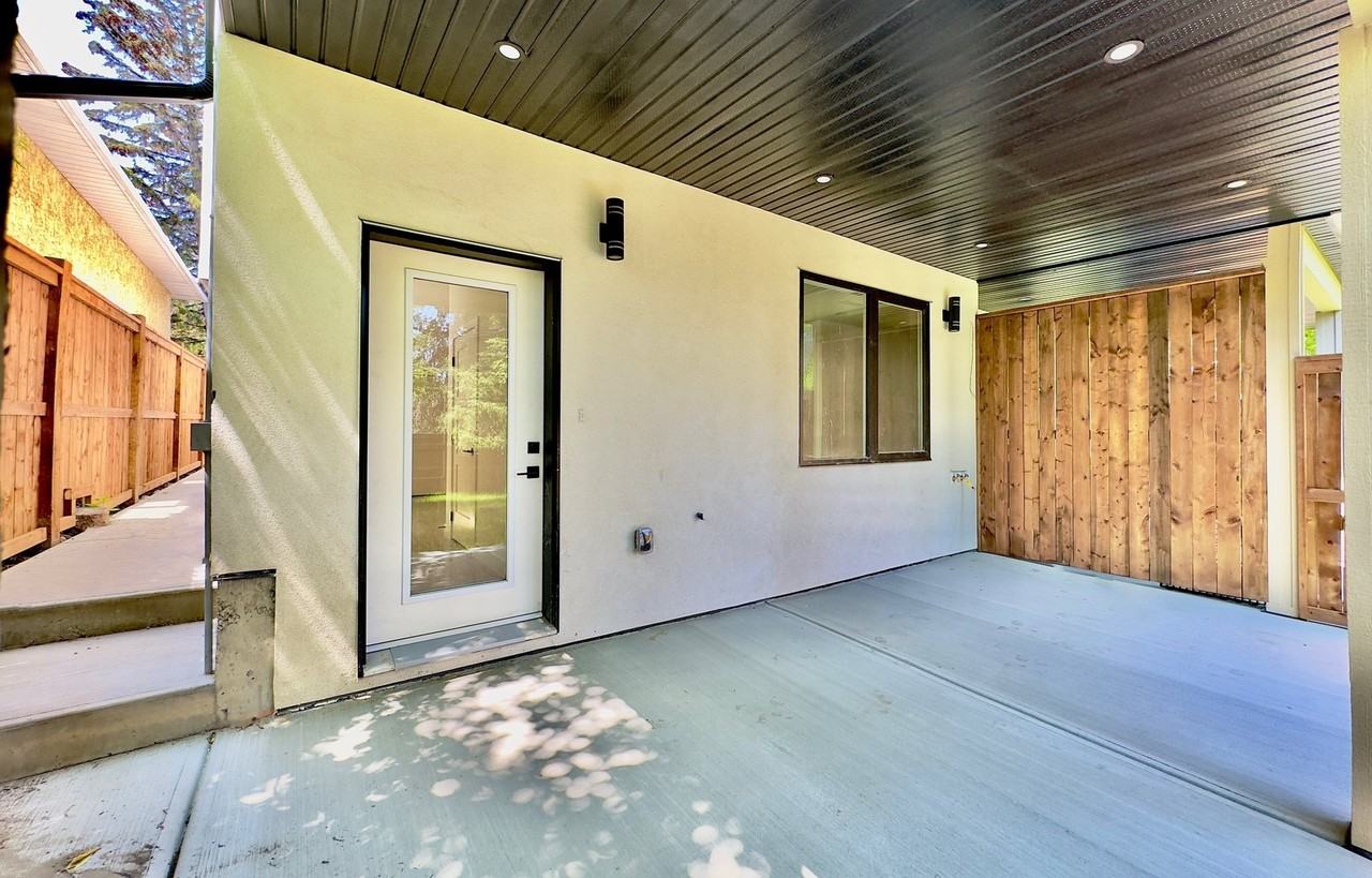 1416 28 St Sw - Photo 4 of 22