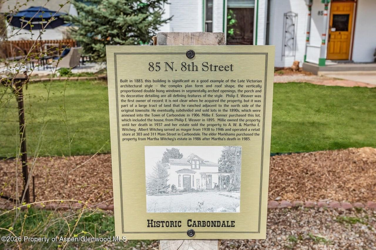 85 N 8th St - Photo 3 of 32