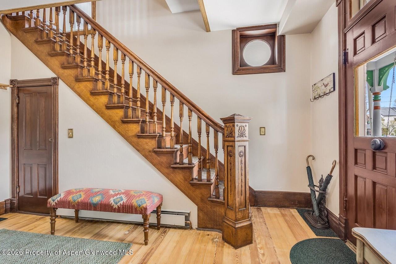 85 N 8th St - Photo 4 of 32