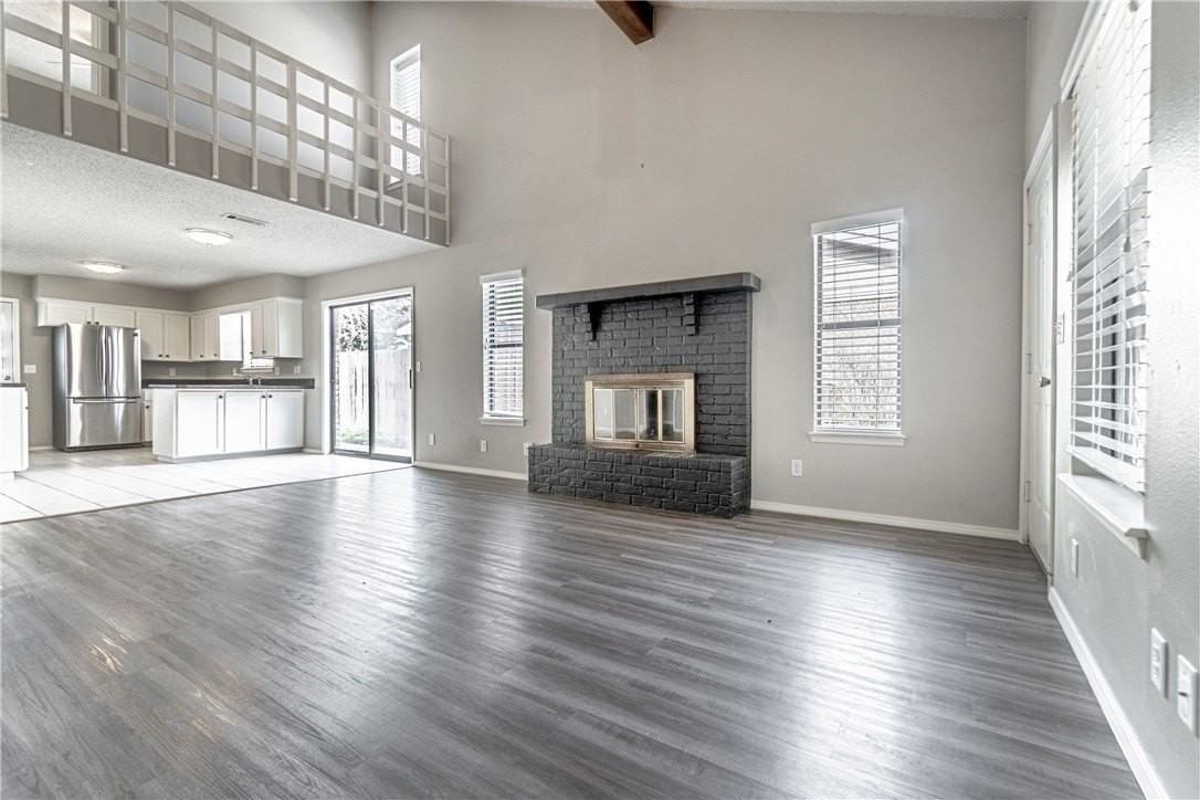 606 N 36th St - Photo 2 of 20