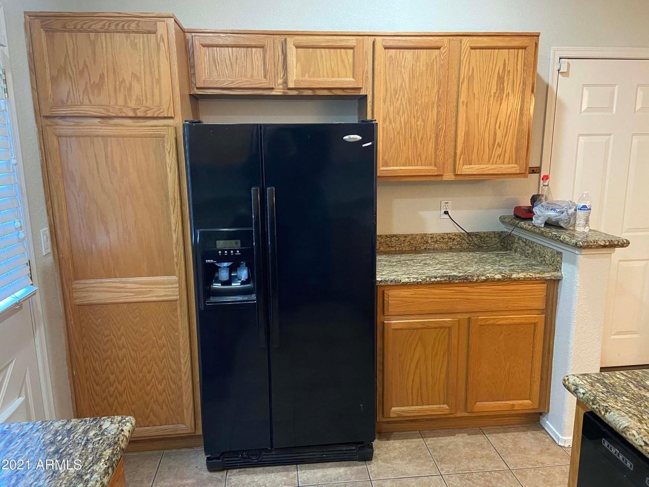 2929 N 37th St #1 - Photo 5 of 17