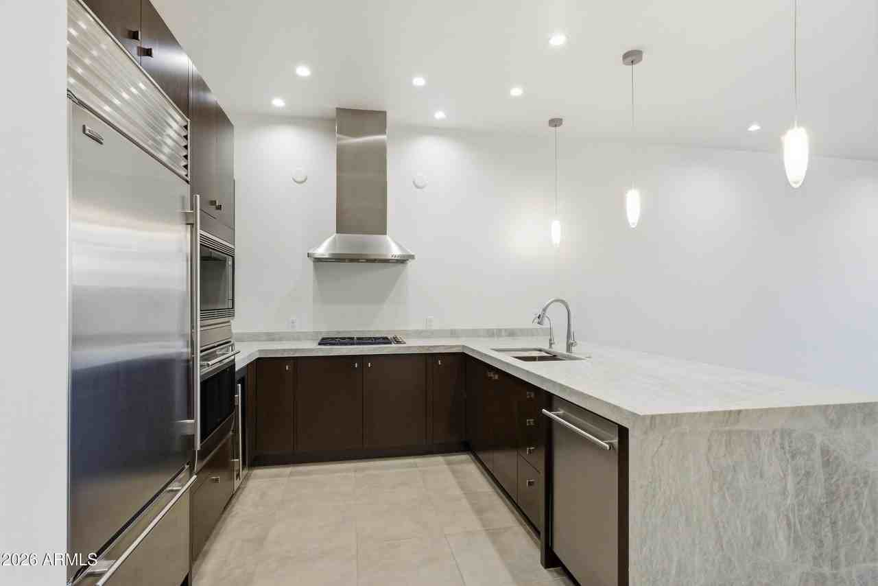 15215 N Kierland Blvd #103 - Photo 2 of 25