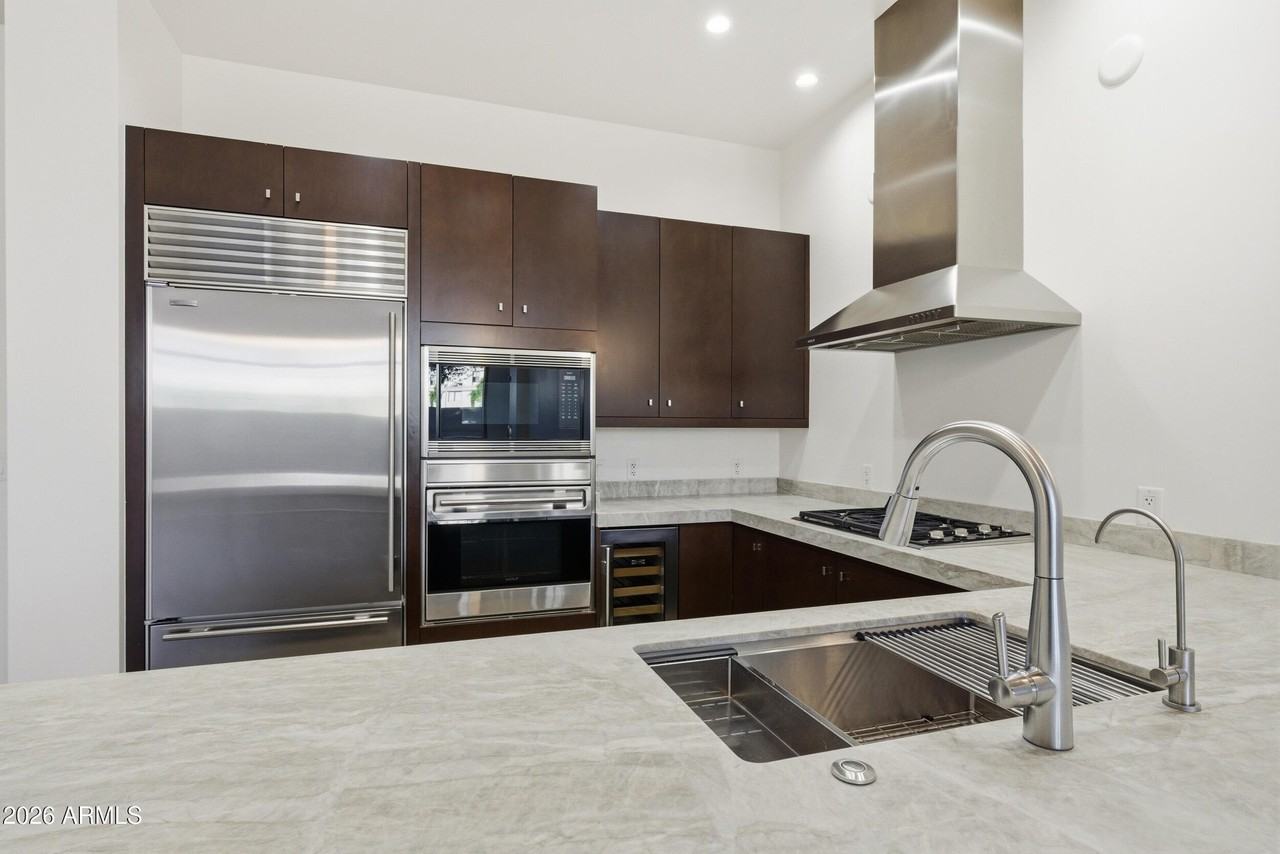 15215 N Kierland Blvd #103 - Photo 7 of 25