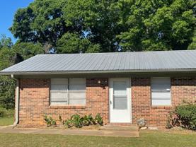 135A Sycamore Ln - Photo 1 of 1