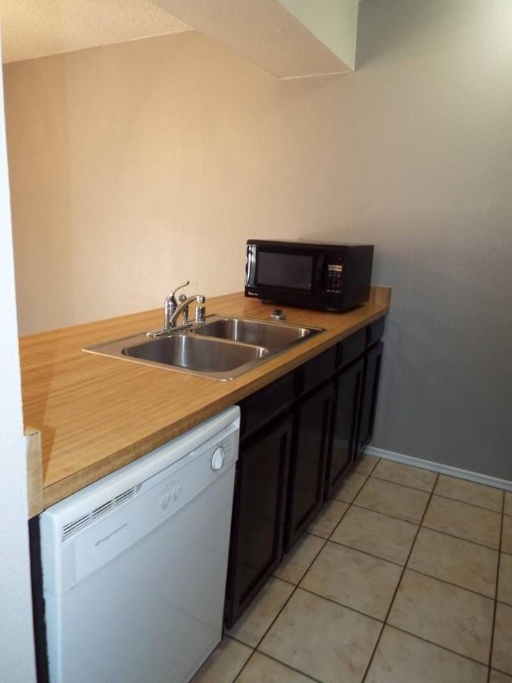 1688 W Village Way - Photo 4 of 19