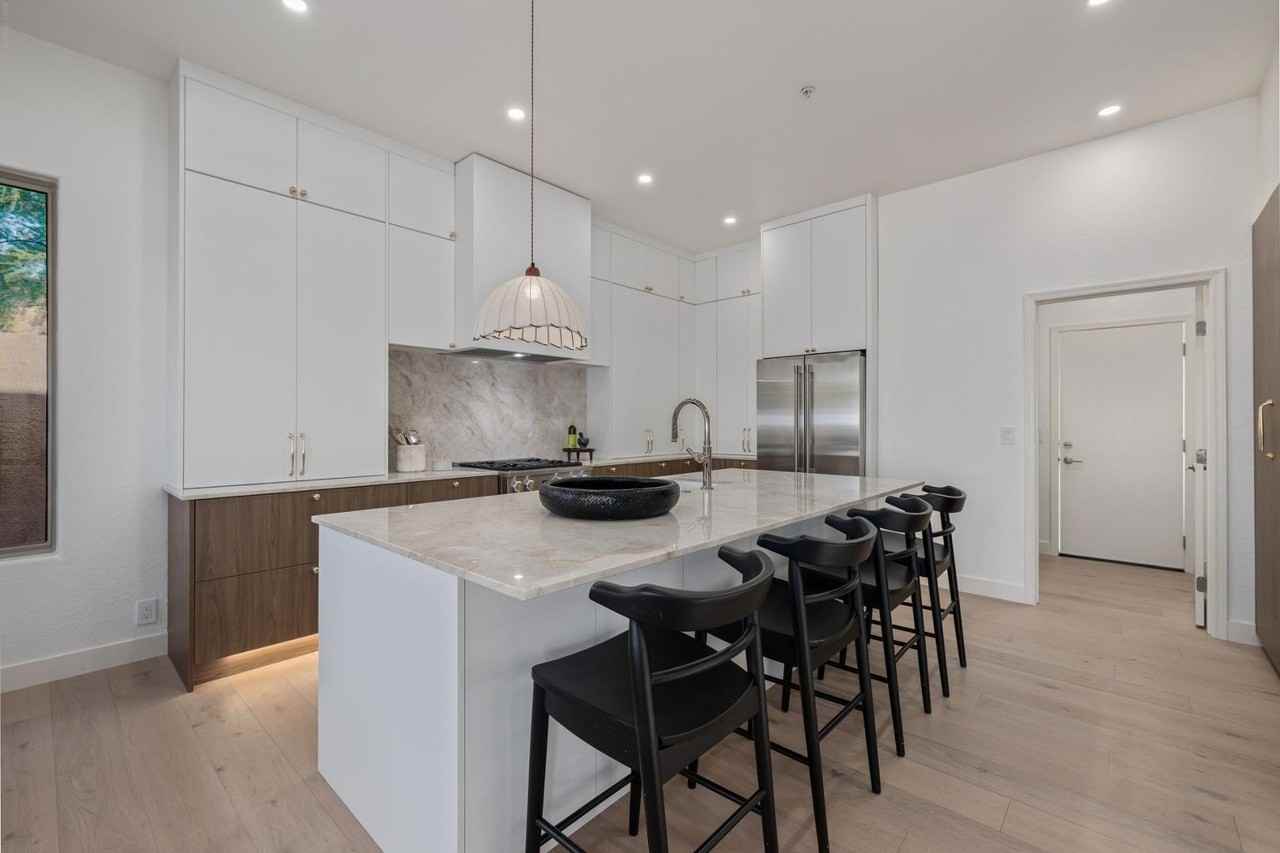 7152 E Night Glow Cir - Photo 2 of 50