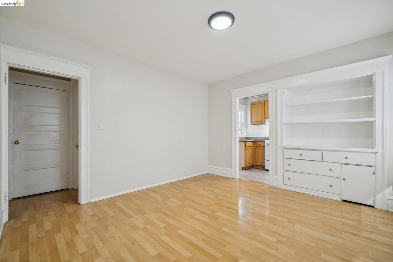 2923 Wheeler St #C - Photo 4 of 19