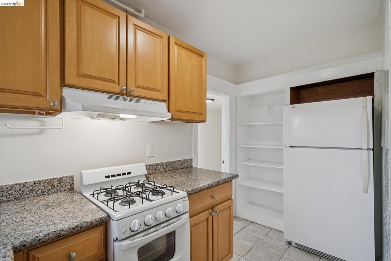 2923 Wheeler St #C - Photo 7 of 19