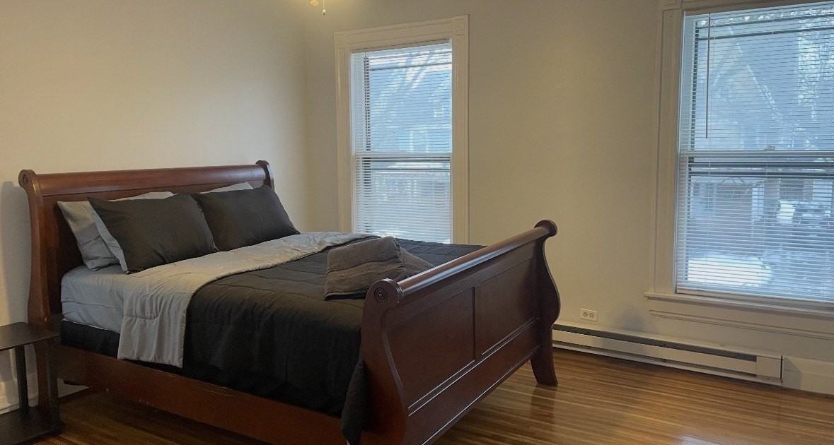 Thayer St - Photo 5 of 9