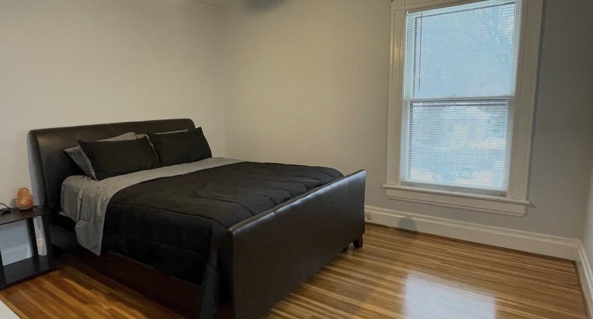 Thayer St - Photo 7 of 9