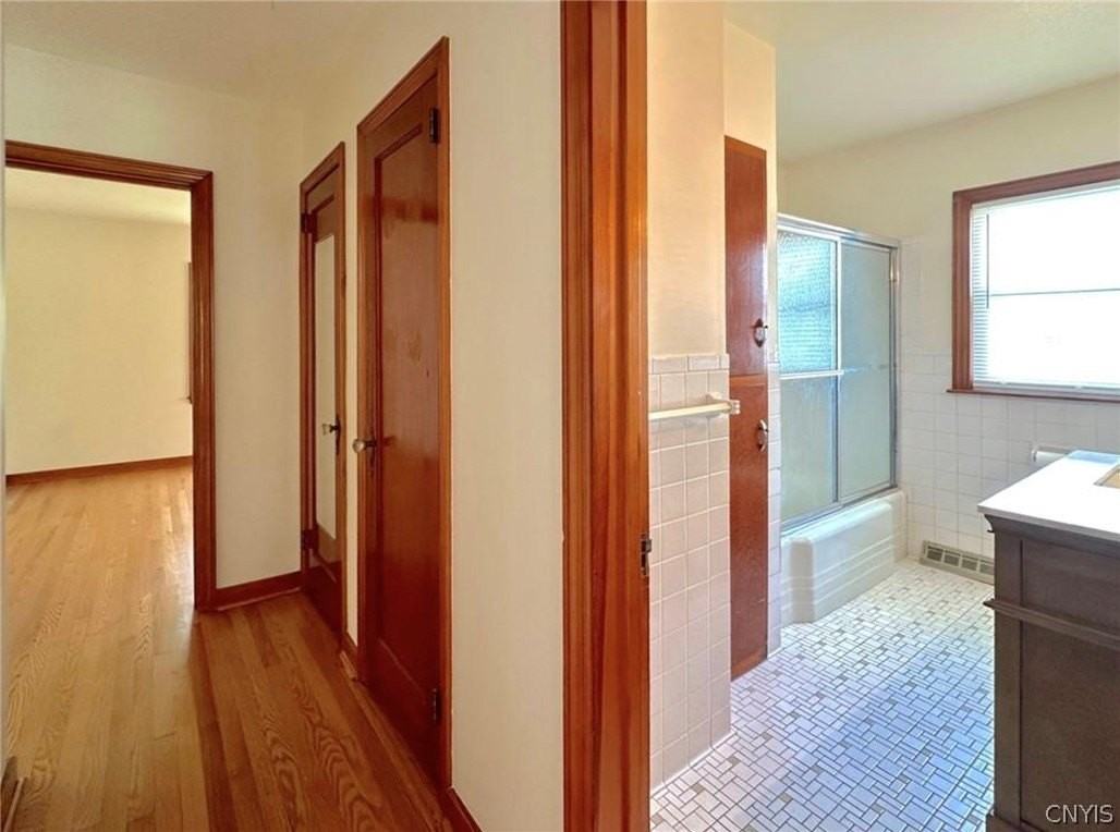 50 New Hartford St - Photo 7 of 16