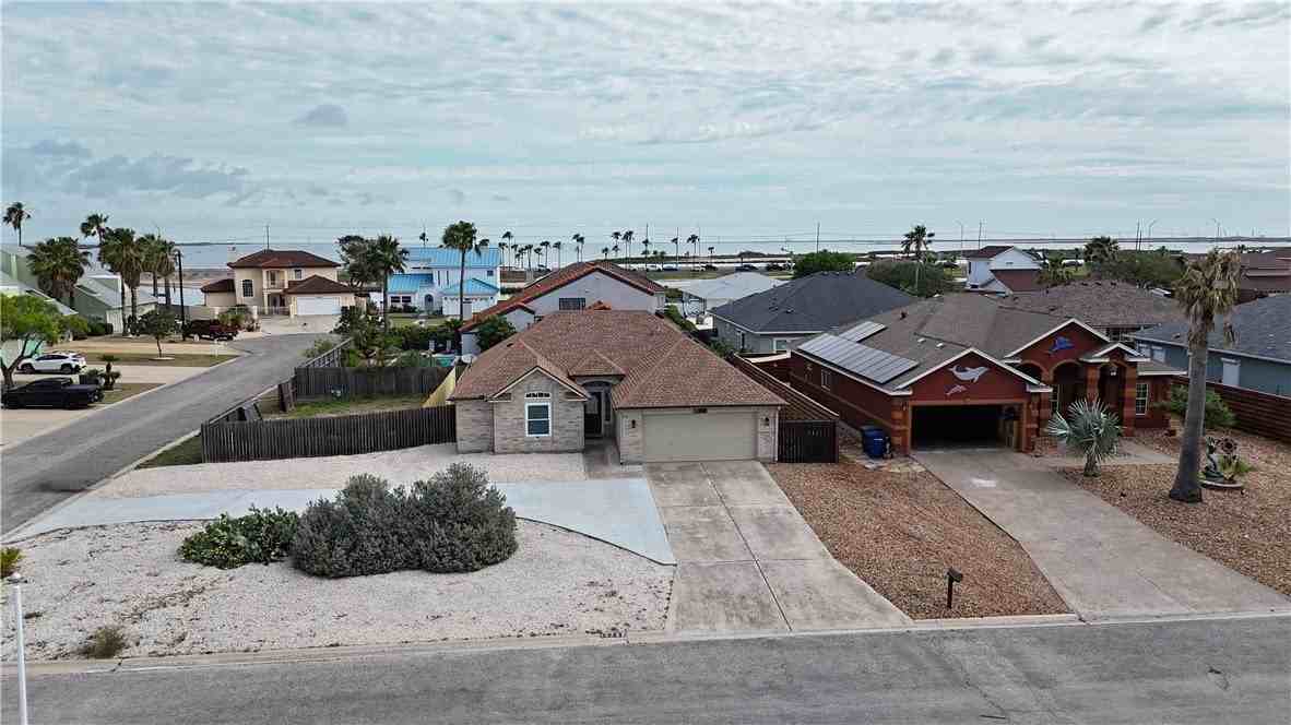 13702 Sea Horse Ave - Photo 4 of 35