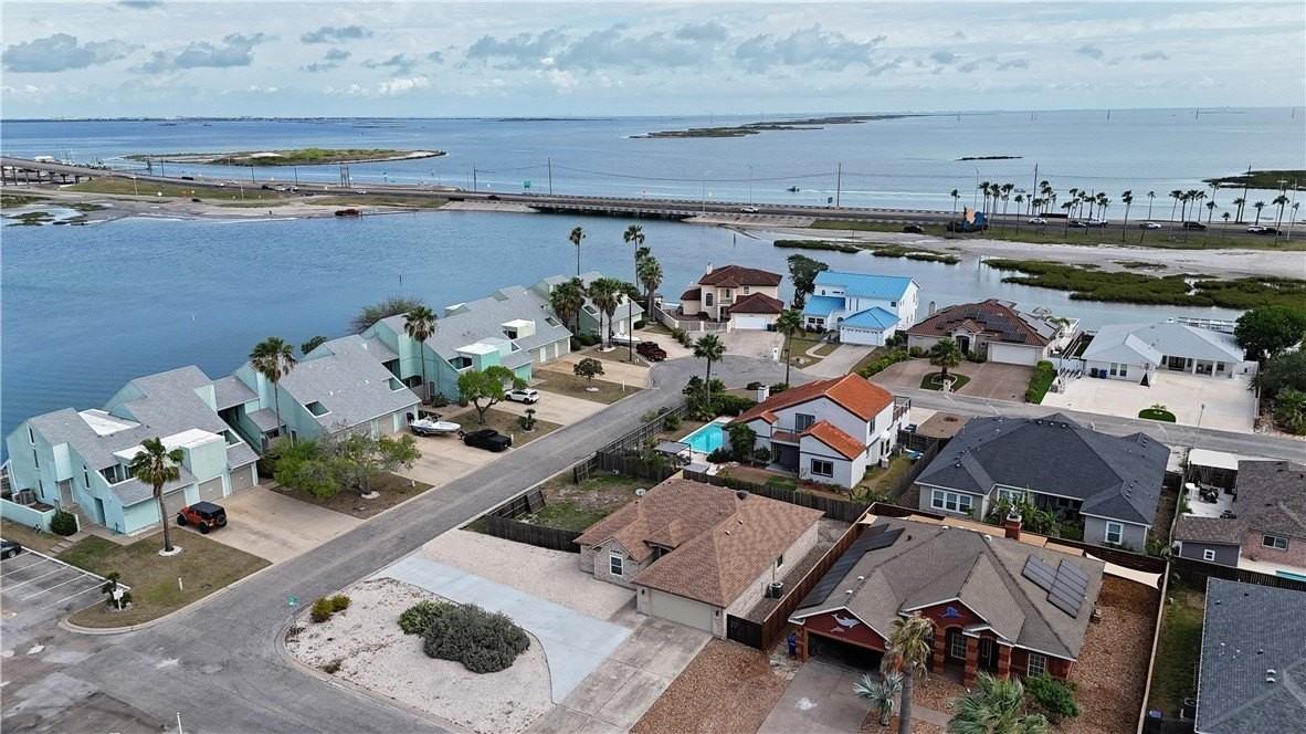 13702 Sea Horse Ave - Photo 5 of 35