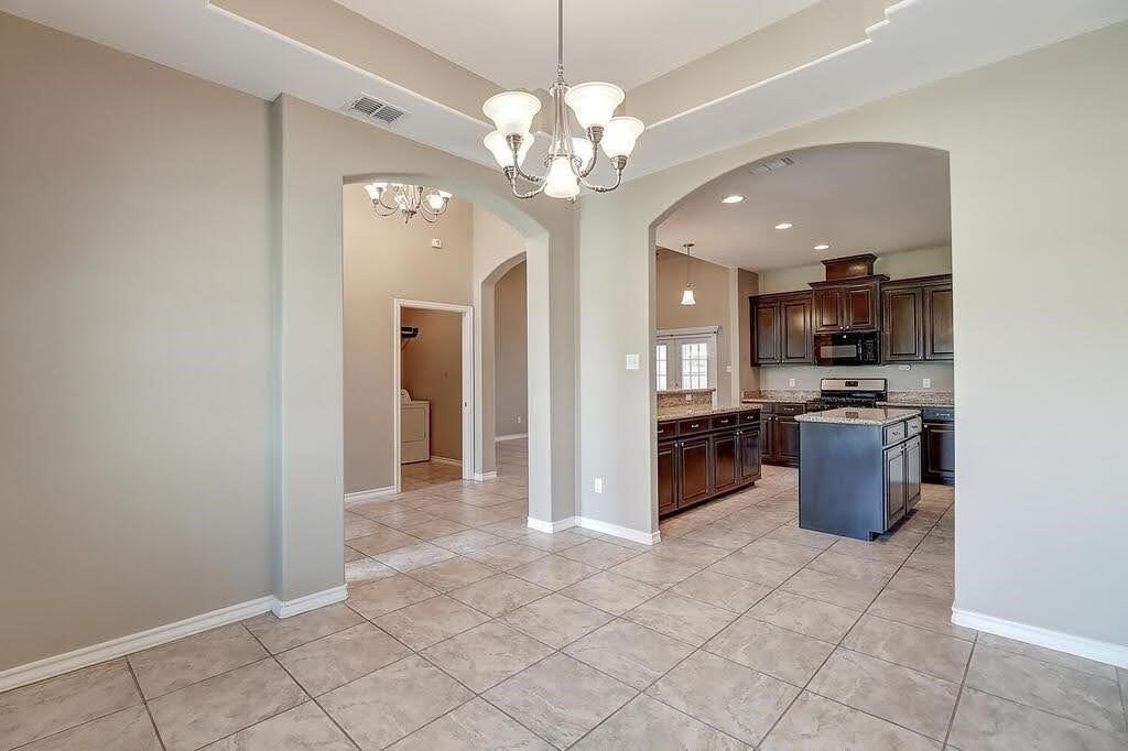 6925 W Wind - Photo 6 of 40