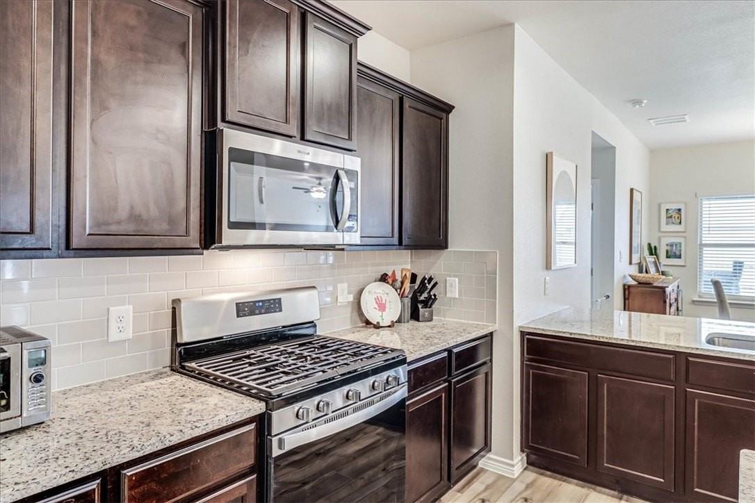 7317 Star Gazer Dr - Photo 5 of 38