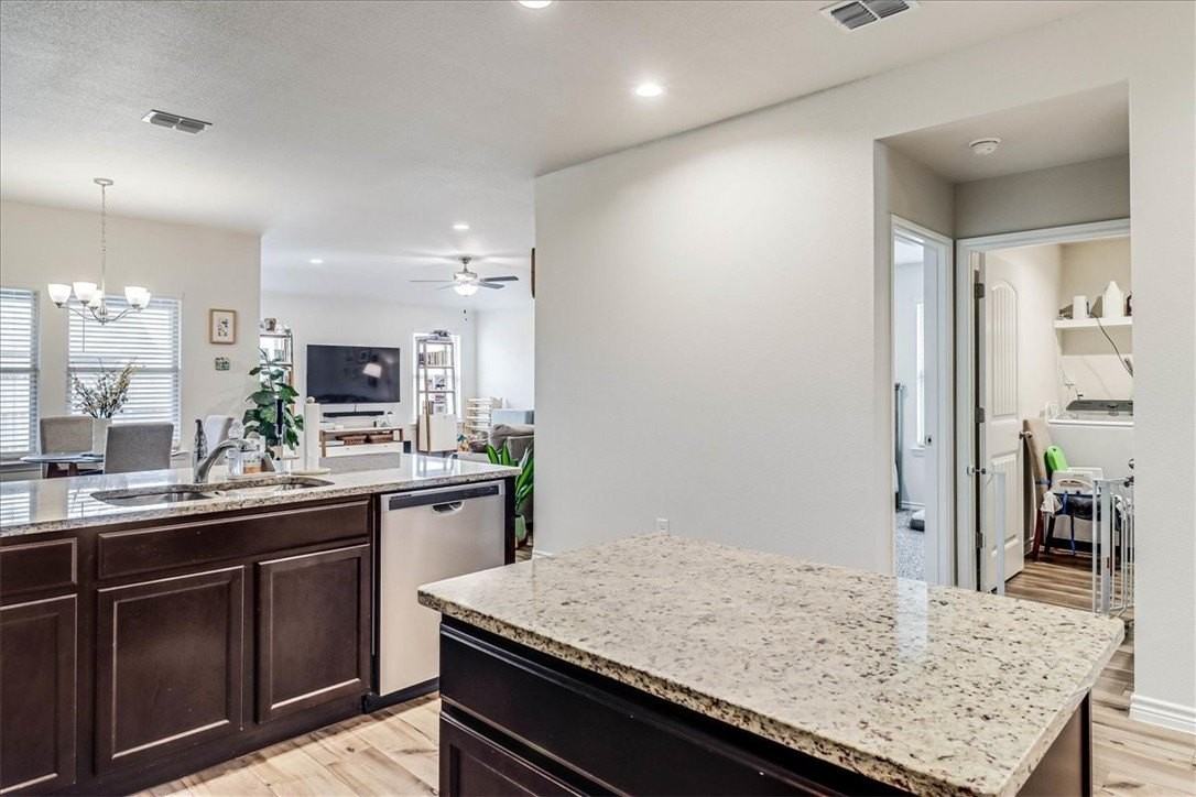 7317 Star Gazer Dr - Photo 6 of 38