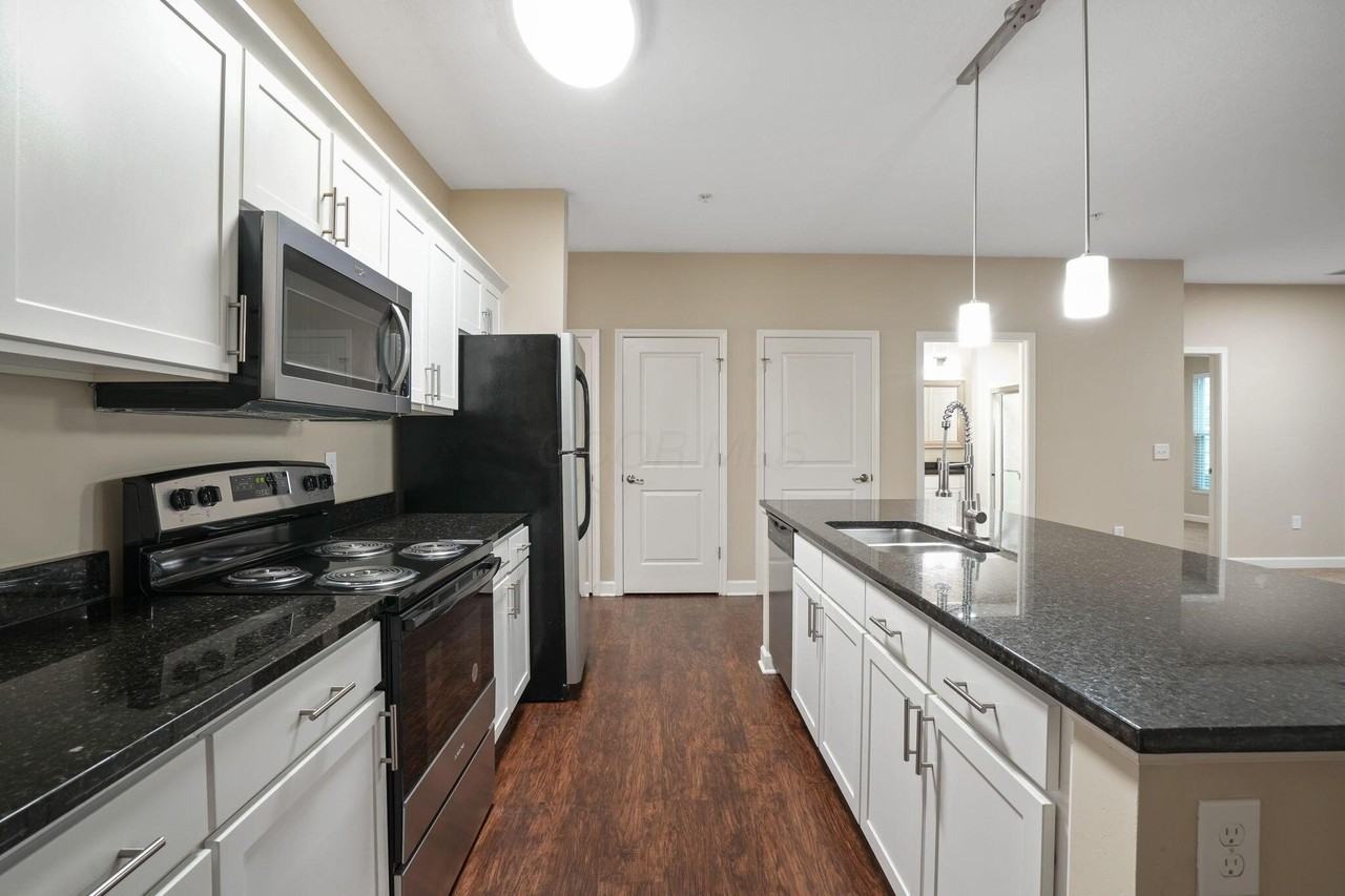 5168 Foxtail Pine St - Photo 6 of 28