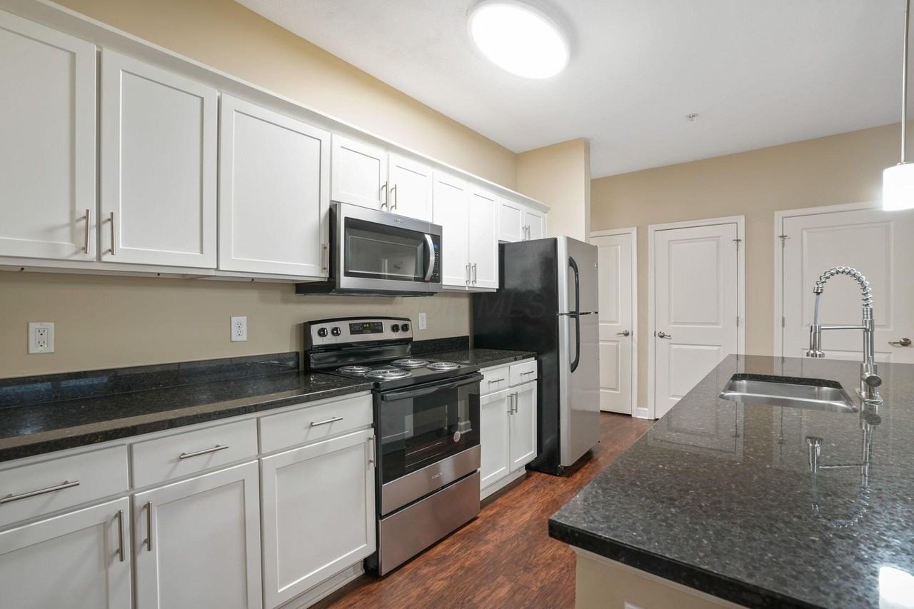 5168 Foxtail Pine St - Photo 7 of 28