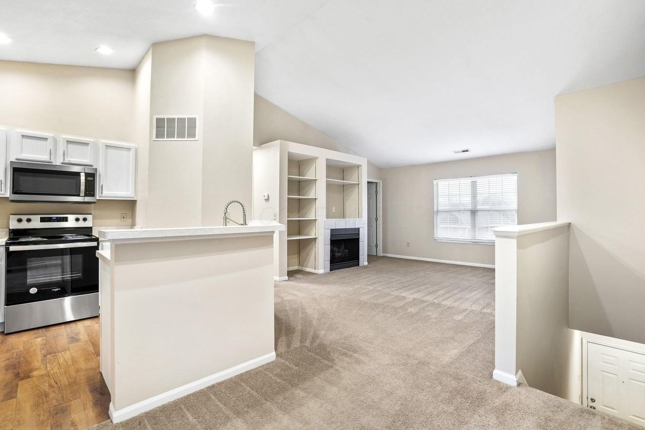 4907 Stratford Pine Ln - Photo 2 of 27