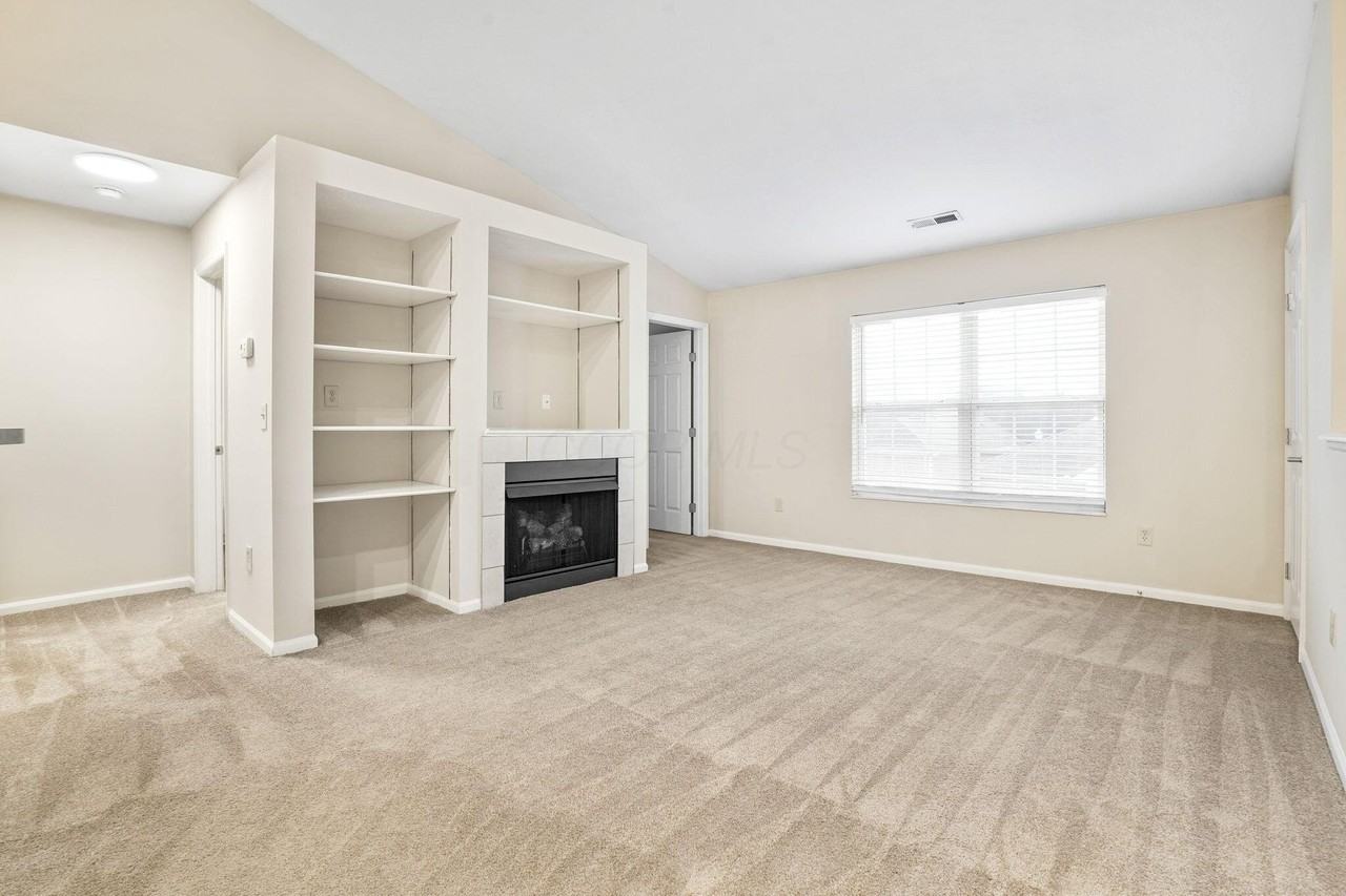 4907 Stratford Pine Ln - Photo 4 of 27