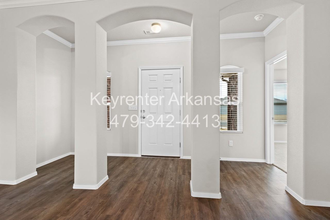 1035 Jennifer Ann Ln - Photo 5 of 29