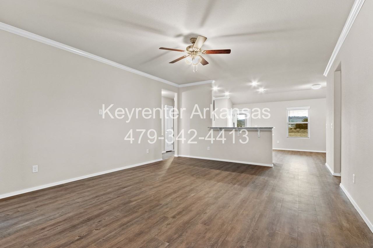 1035 Jennifer Ann Ln - Photo 7 of 29