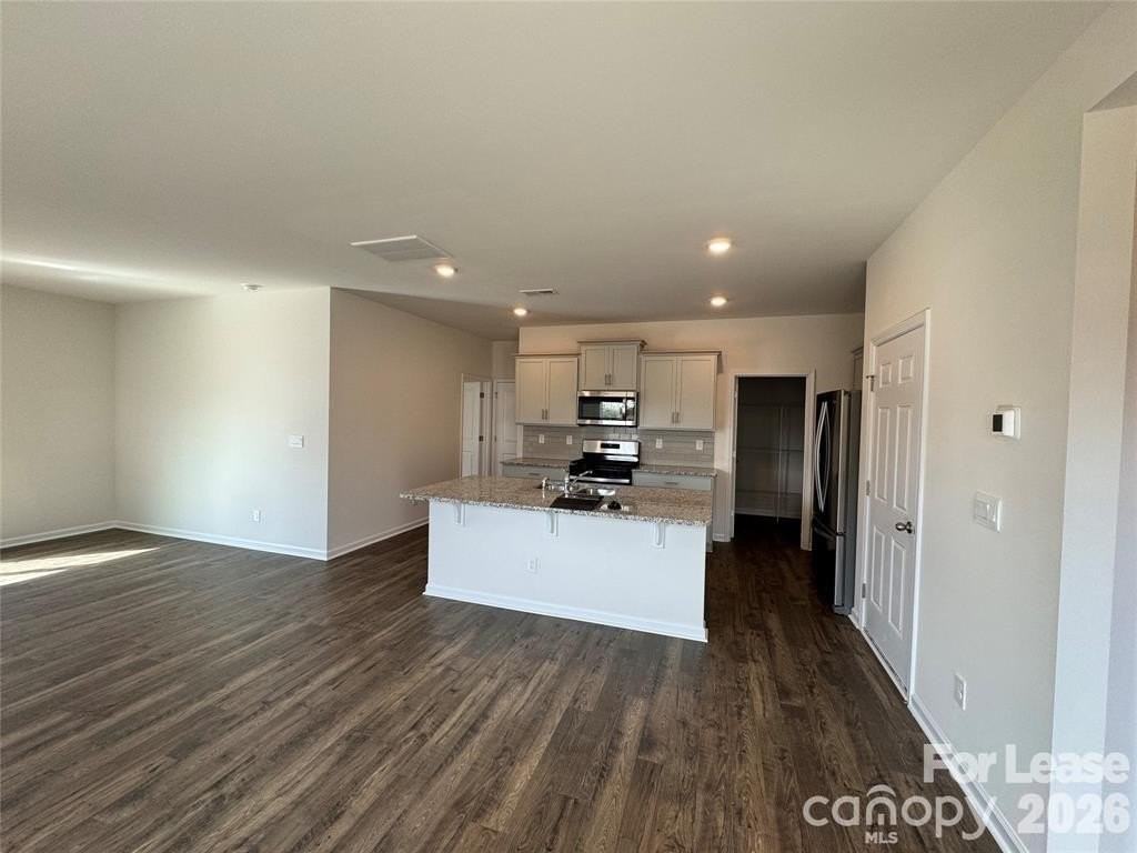 122 Old Home Rd - Photo 4 of 23