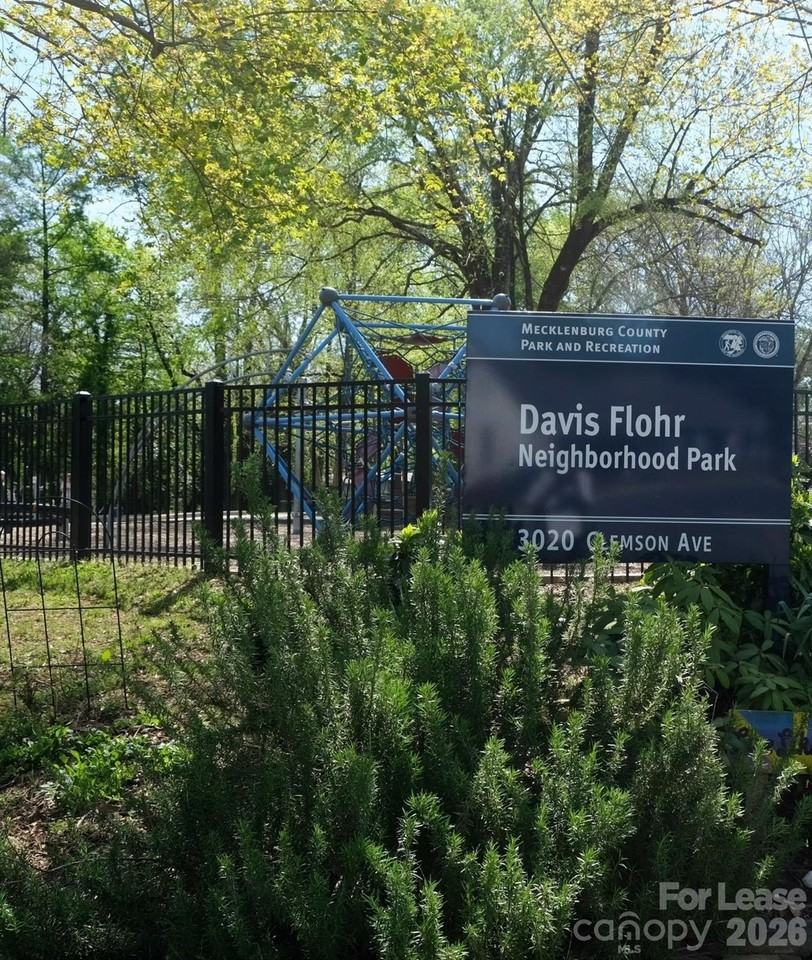 1034 Charles Ave #B - Photo 7 of 8