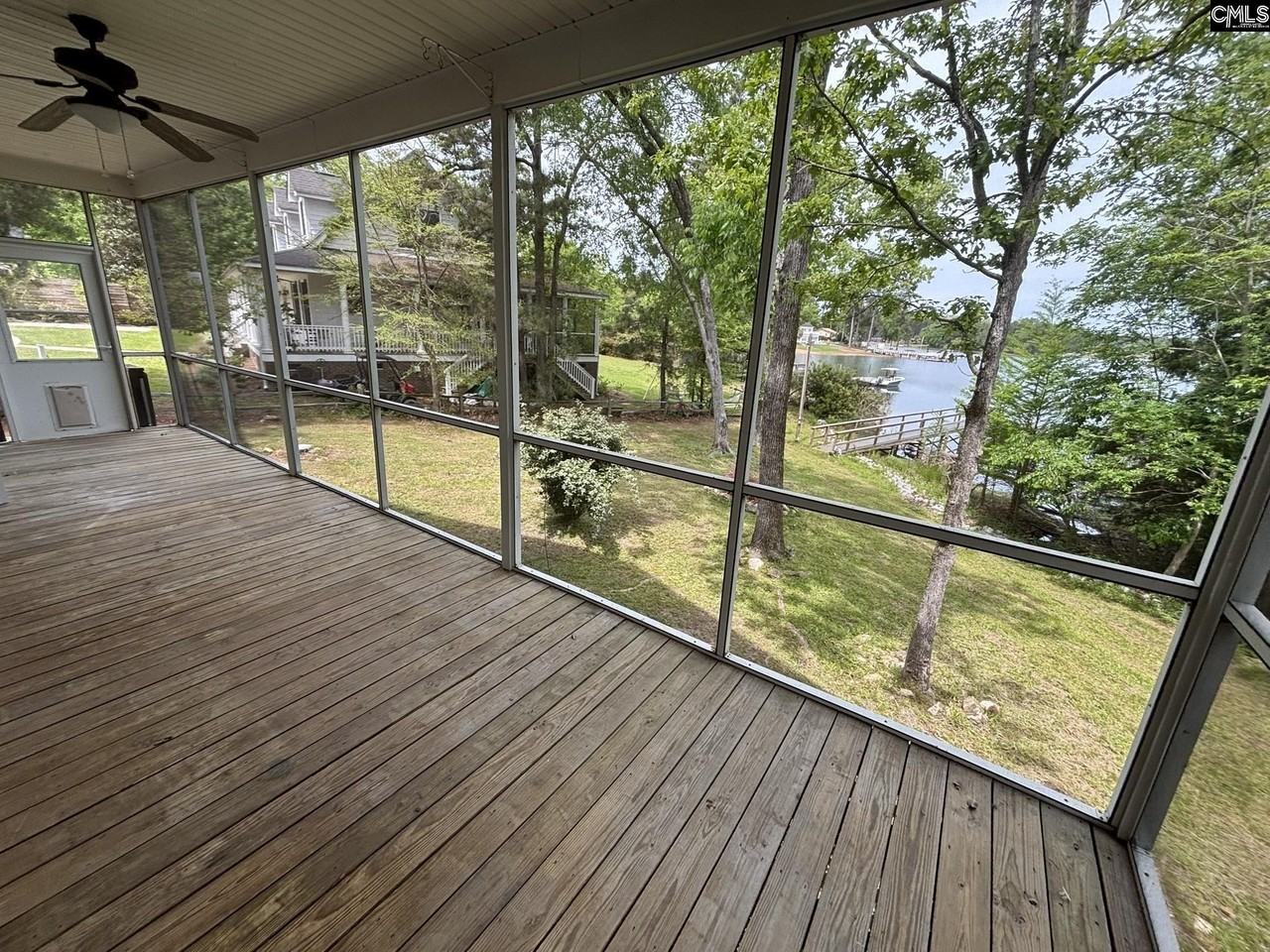 527 Superior Cir - Photo 2 of 27