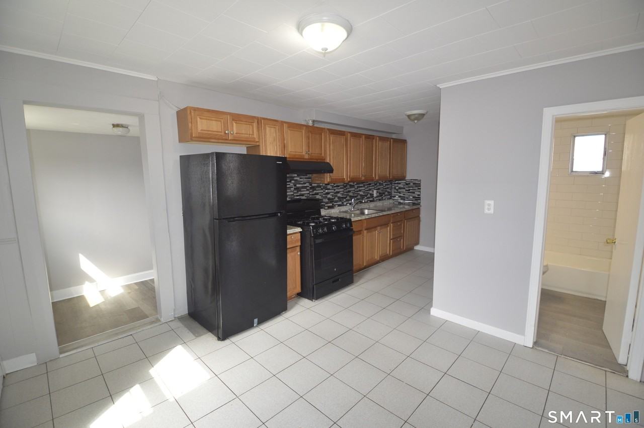 203 Main St #2ndFL - Photo 5 of 23