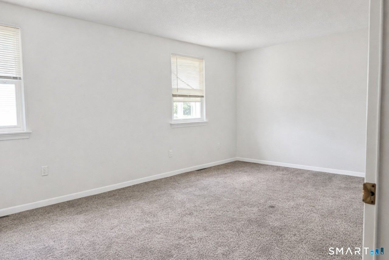 16 E Gate Ln #16 - Photo 7 of 14