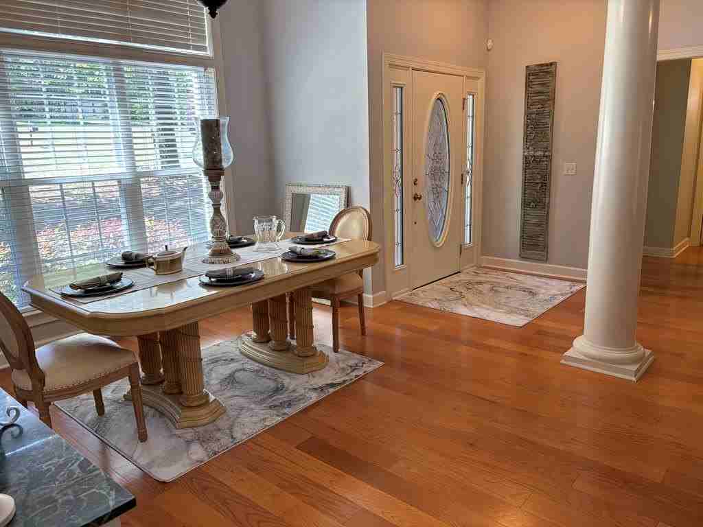 1114 Cornell Ave - Photo 3 of 14