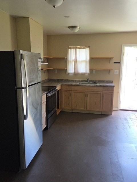 404 Sw 5th St - Photo 3 of 9