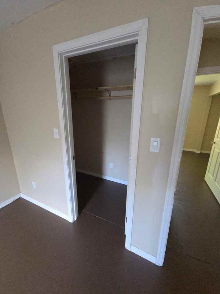 404 Sw 5th St - Photo 7 of 9