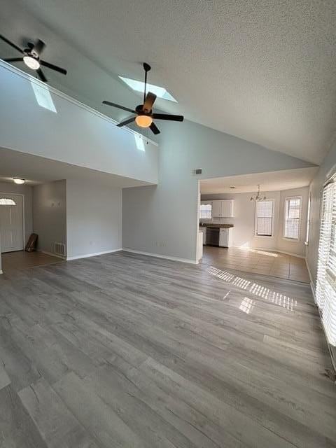 1123 Northview Dr - Photo 3 of 26