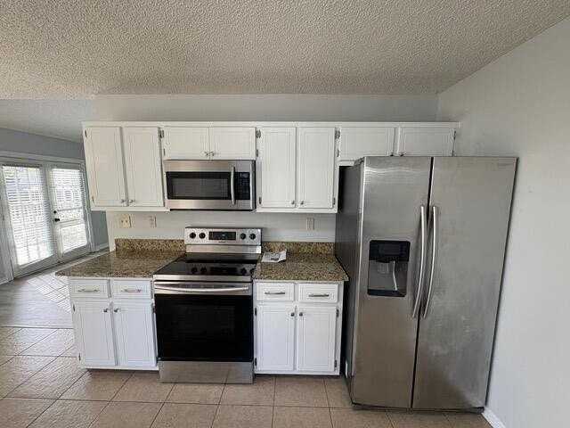 1123 Northview Dr - Photo 5 of 26