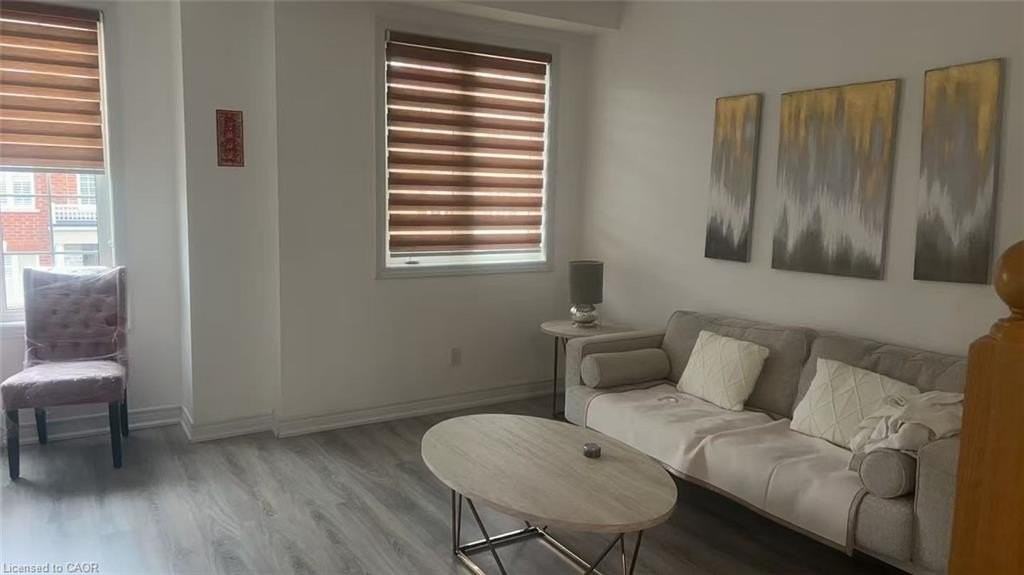 20 Highbury Crt - Photo 5 of 17