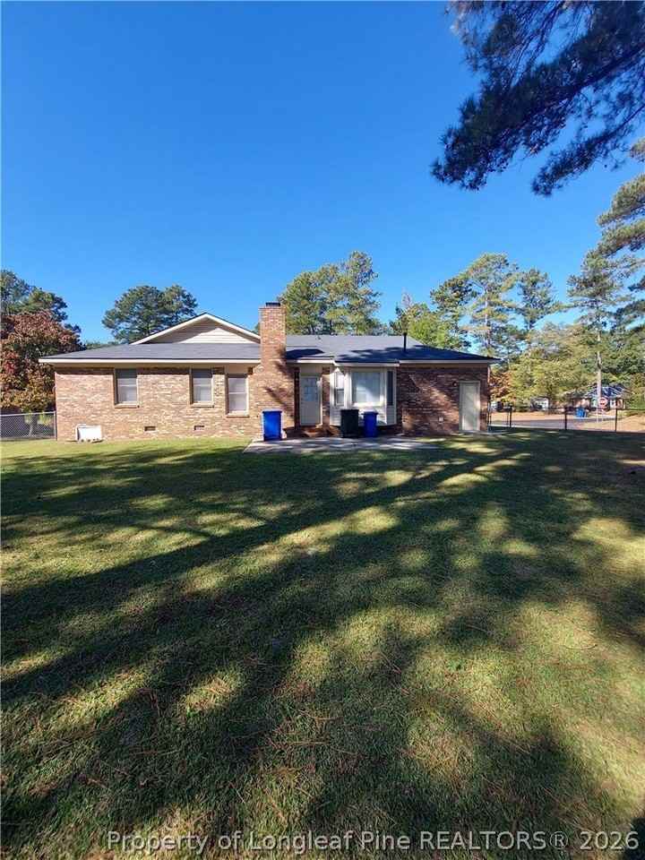 6701 Vaughn Rd - Photo 3 of 32