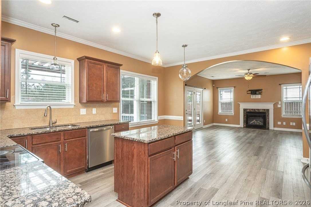 4032 Newgate St - Photo 7 of 42