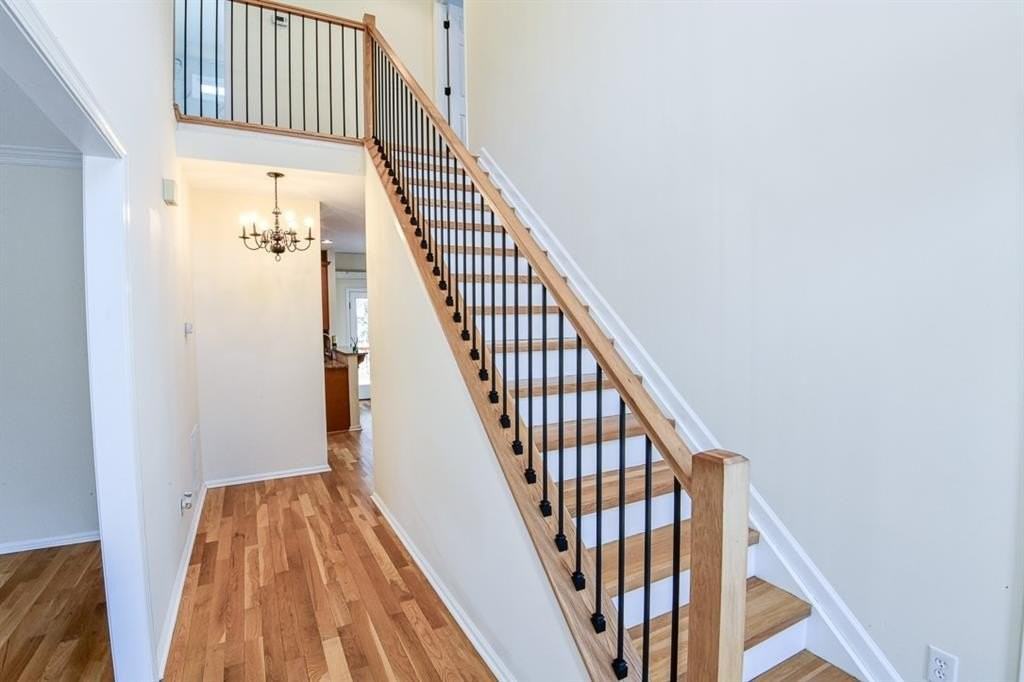 1865 Oak Tree Holw - Photo 3 of 38