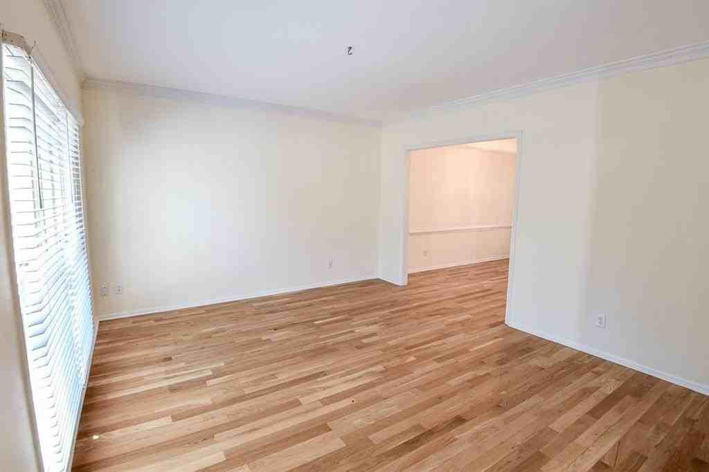 1865 Oak Tree Holw - Photo 5 of 38