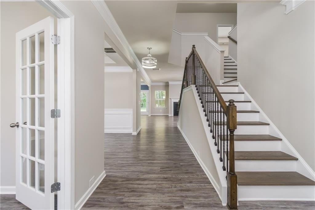 67 Summerhouse Ct - Photo 3 of 40