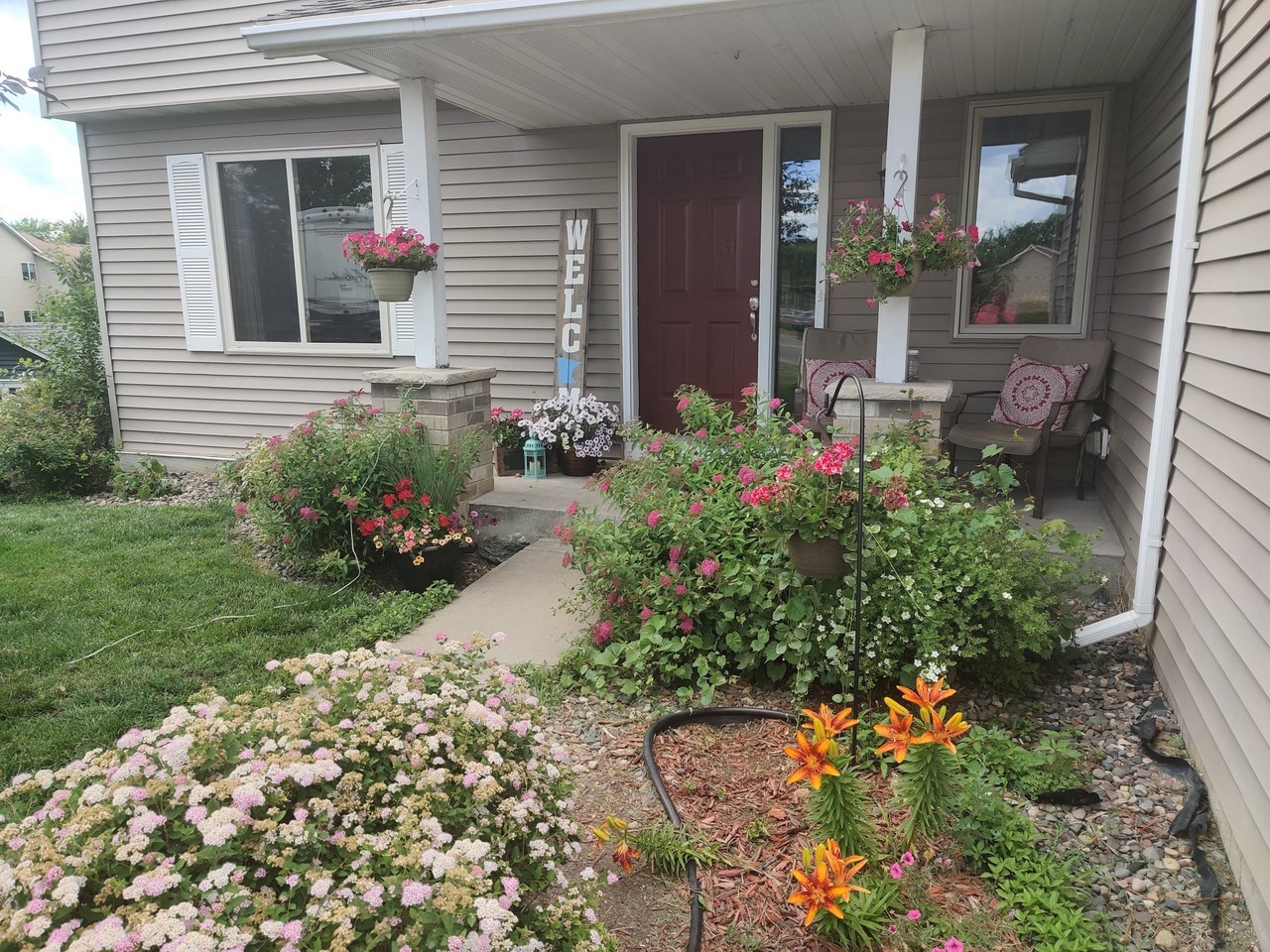 9141 Leaf Cir #1 - Photo 2 of 29