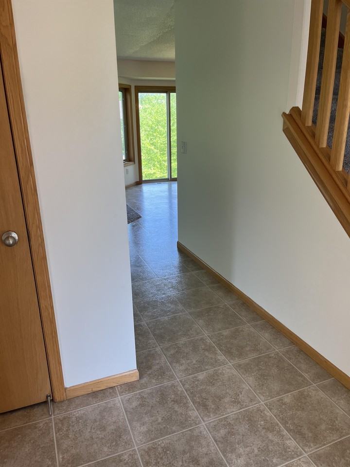 9141 Leaf Cir #1 - Photo 5 of 29