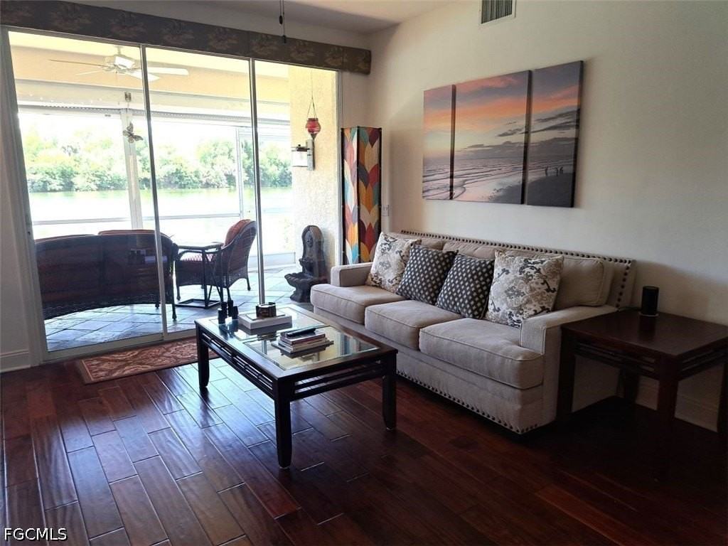 11271 Tamarind Cay Ln #1603 - Photo 7 of 20